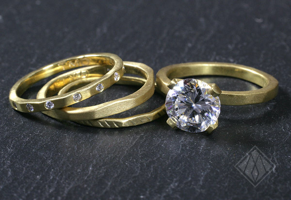 Soloitaire and stack rings