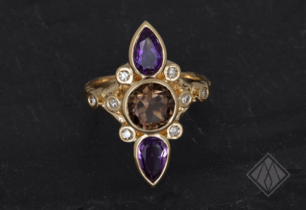 Family gems vintage ring