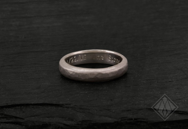 White hammered band