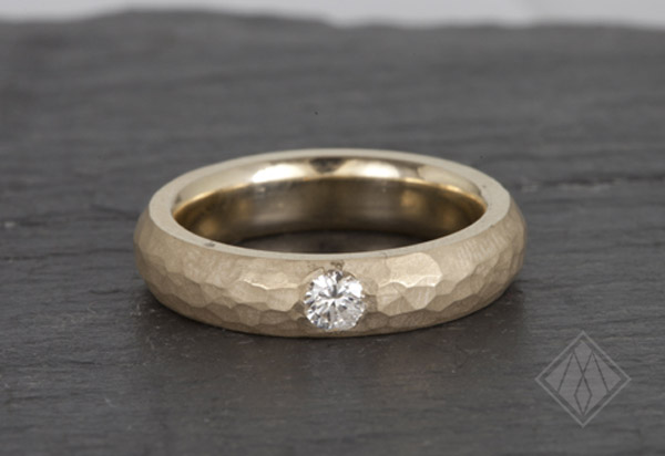 hammered gold diamond band