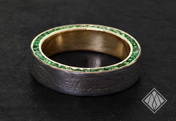 emerald blackened gold band